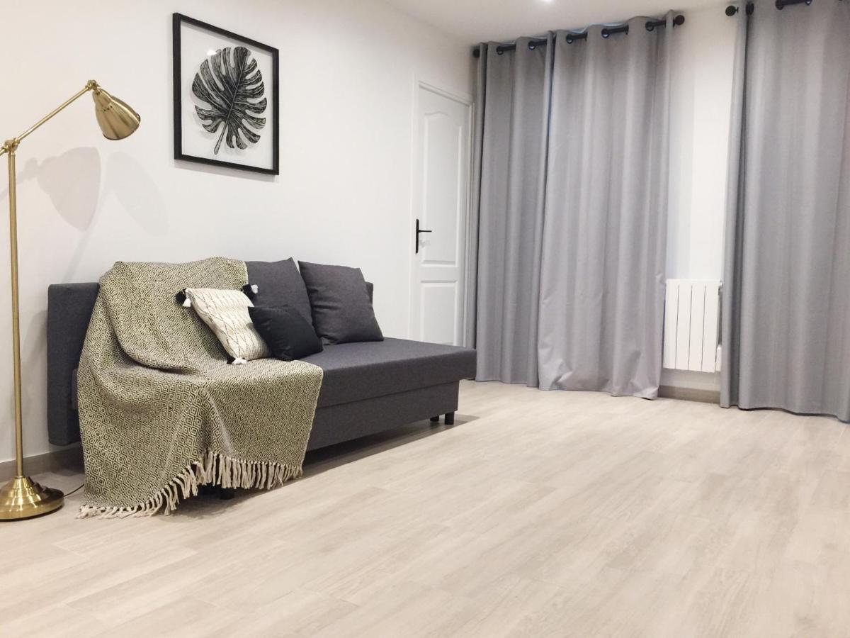 New Apartment In The Heart Of Le Marais ปารีส ภายนอก รูปภาพ